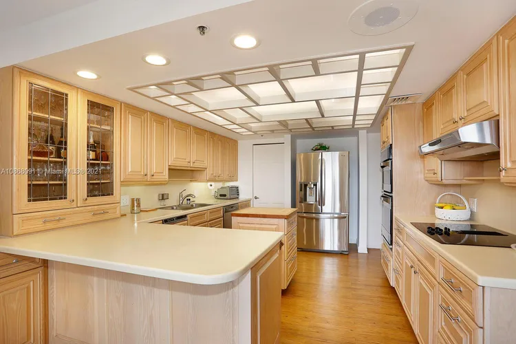 Grove Towers #P4A image #10