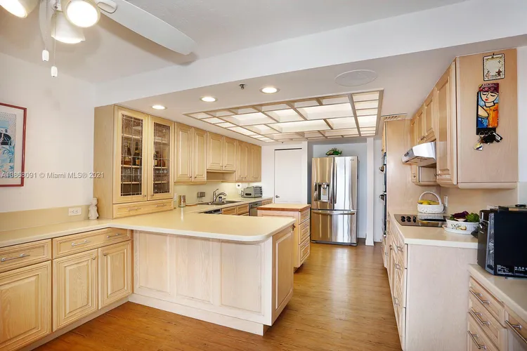 Grove Towers #P4A image #11