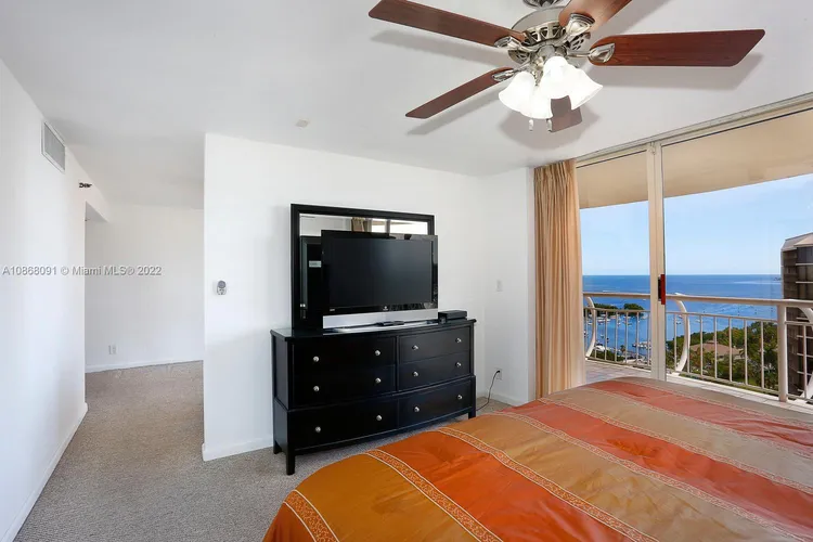 Grove Towers #P4A image #14