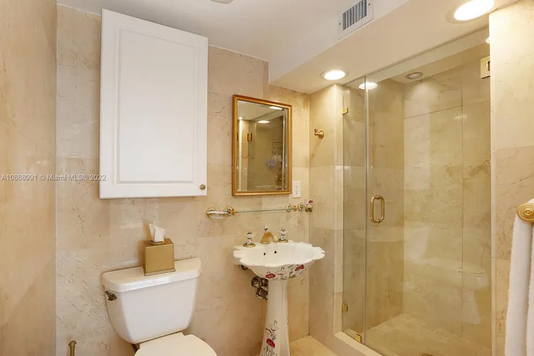 Grove Towers #P4A image #22