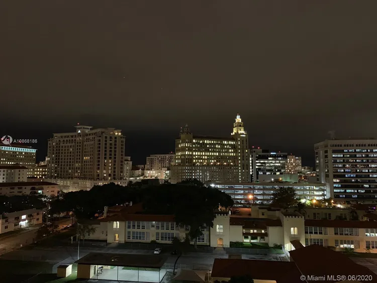 Ponce Tower #825 image #7