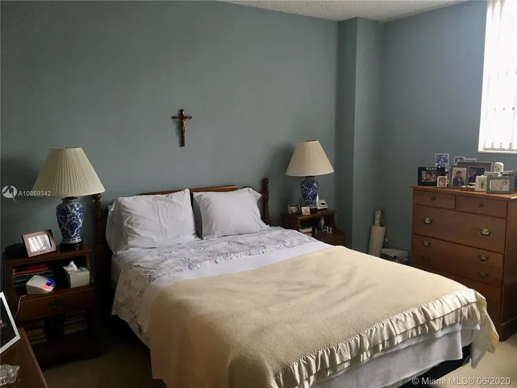 Gables Waterway Towers #211 image #9