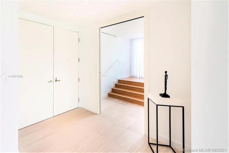 The Ritz-Carlton Residences Mid-Beach #427 image #45