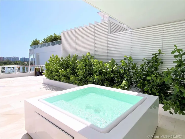 The Ritz-Carlton Residences Mid-Beach #427 image #48