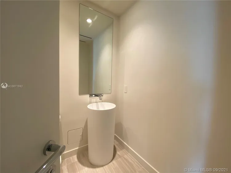 The Ritz-Carlton Residences Mid-Beach #427 image #56