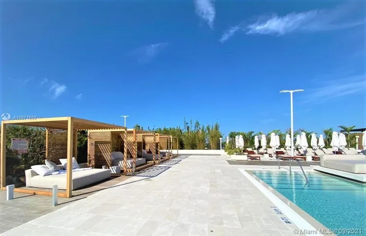 The Ritz-Carlton Residences Mid-Beach #427 image #69