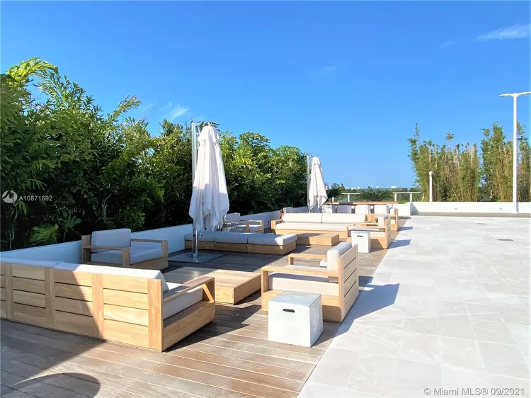 The Ritz-Carlton Residences Mid-Beach #427 image #73