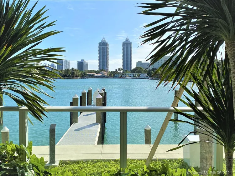 The Ritz-Carlton Residences Mid-Beach #427 image #85