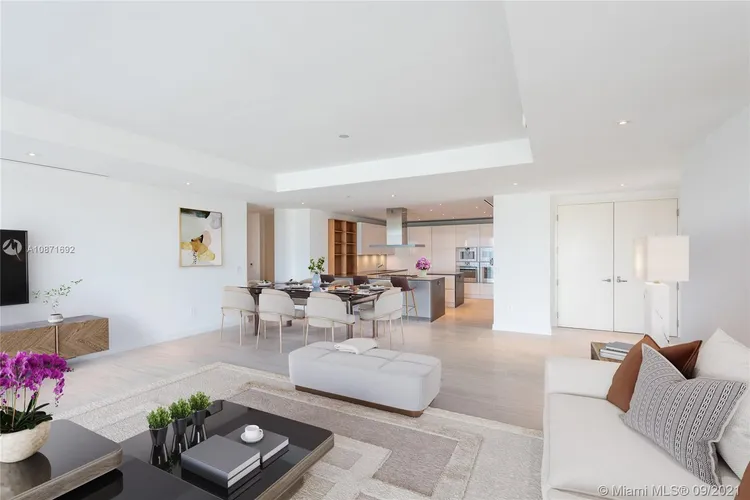 The Ritz-Carlton Residences Mid-Beach #427 image #8