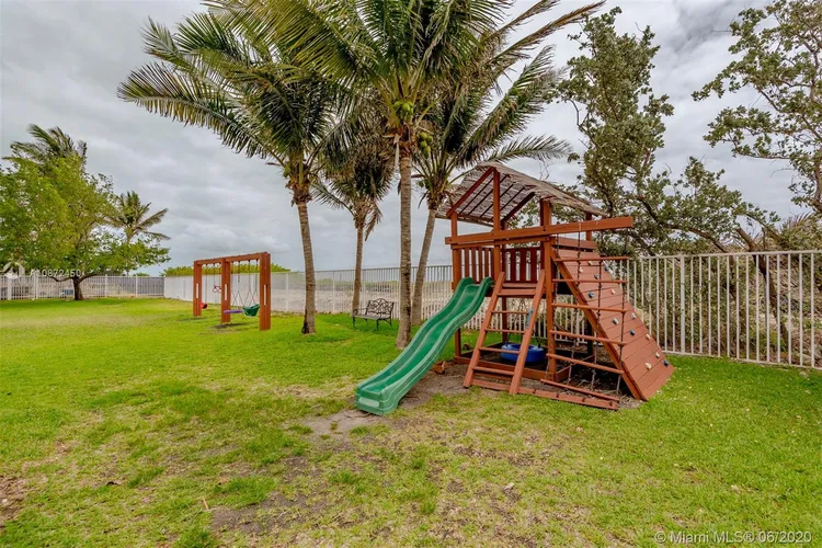 Mimosa #911 image #23