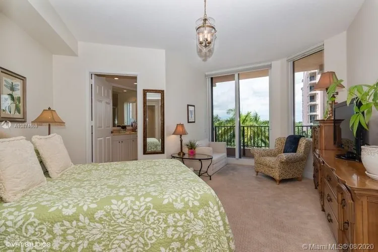Verona Condo Deering Bay #501 image #18