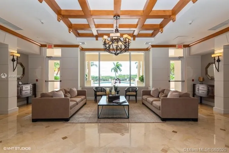 Verona Condo Deering Bay #501 image #20