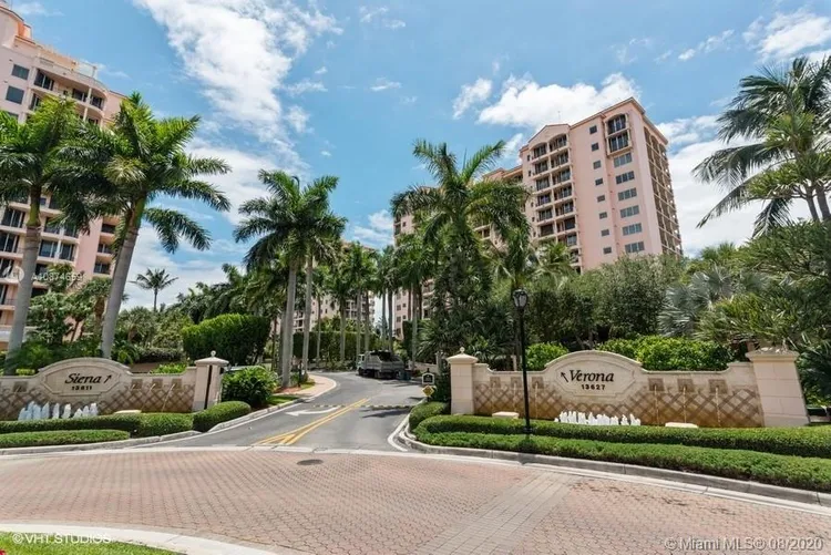 Verona Condo Deering Bay #501 image #21