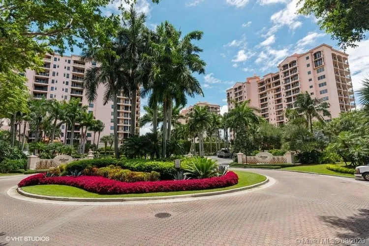 Verona Condo Deering Bay #501 image #23