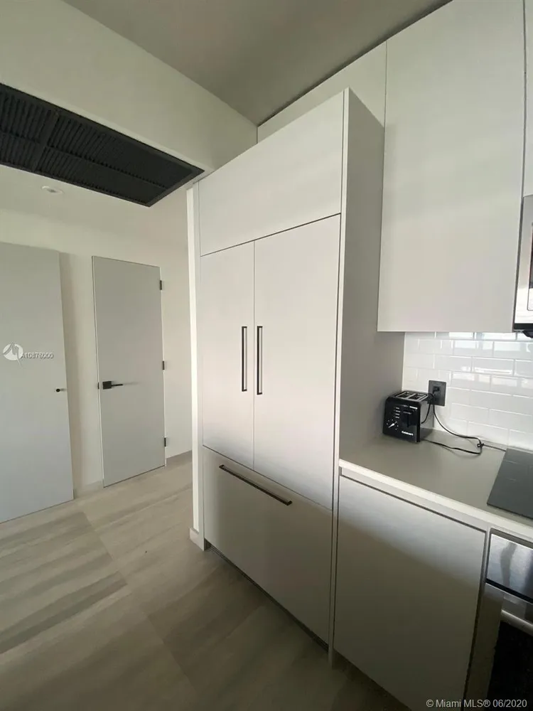 Belle Plaza #1004 image #11