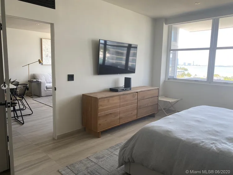 Belle Plaza #1004 image #16