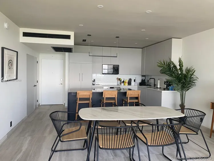 Belle Plaza #1004 image #9