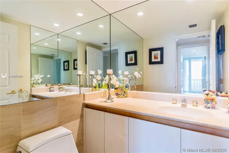 Santa Maria #906 image #11