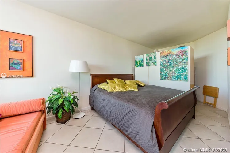 Santa Maria #906 image #7