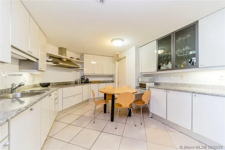 Santa Maria #906 image #8