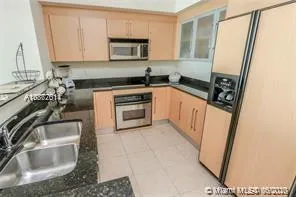 One Miami #UPH-01 image #10