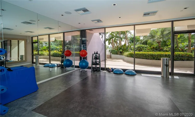 Nine Island Avenue #1108 image #19