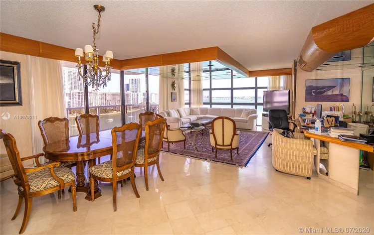 Nine Island Avenue #1108 image #6