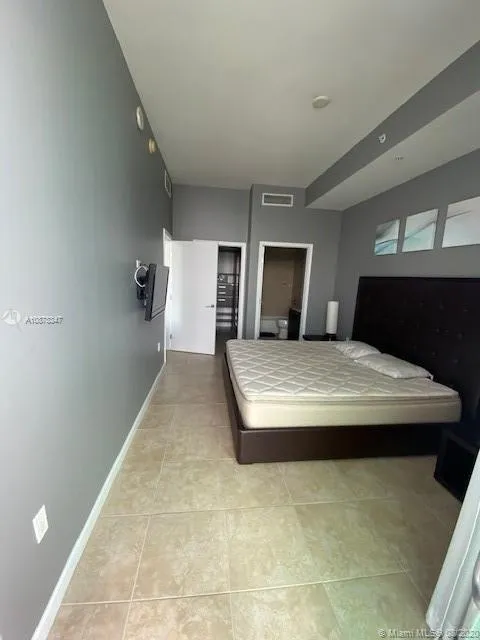 Eloquence on the Bay #306 image #6