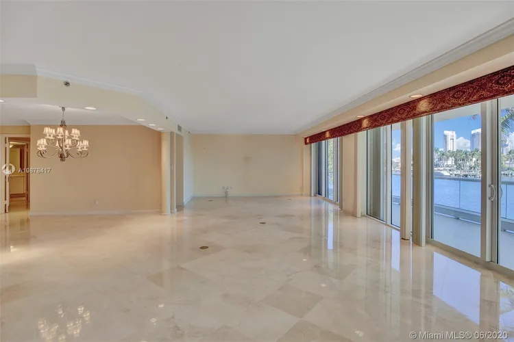 Williams Island 7000 #101 image #11