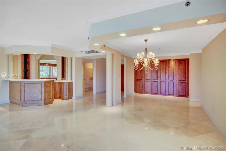 Williams Island 7000 #101 image #13