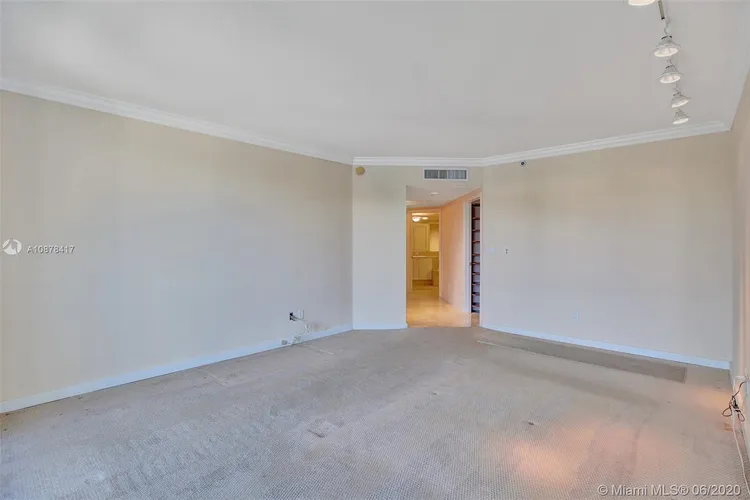 Williams Island 7000 #101 image #36