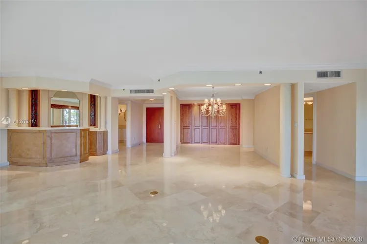 Williams Island 7000 #101 image #8