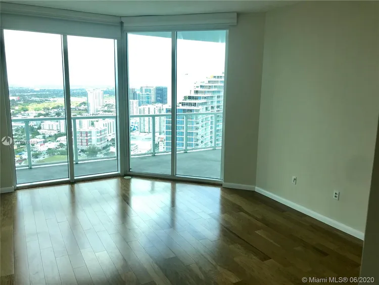 Quantum on the Bay #4214 image #10