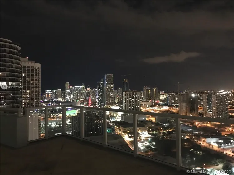 Quantum on the Bay #4214 image #20