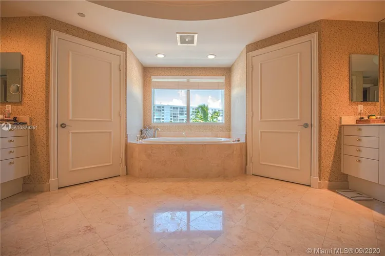 Ocean Club - Ocean Tower Two #308 image #18