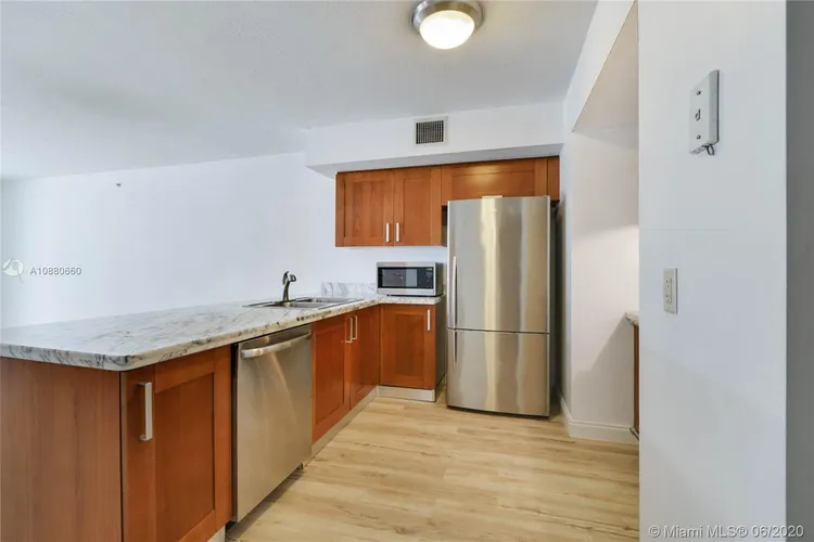 Spiaggia #404 image #6