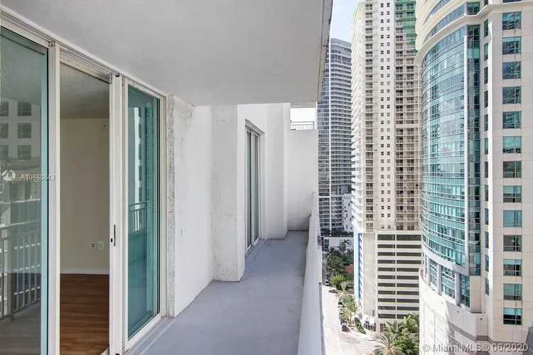 Yacht Club at Brickell #2402 image #10