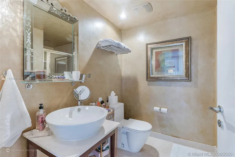 ICON South Beach #1004 image #16