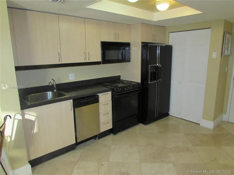 The Mutiny #515 image #7