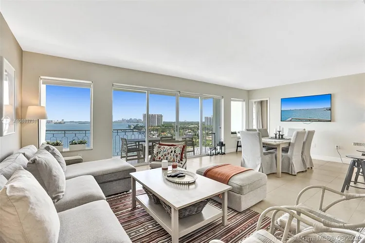 The Jockey Club I #1407 image #11