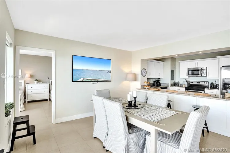 The Jockey Club I #1407 image #16