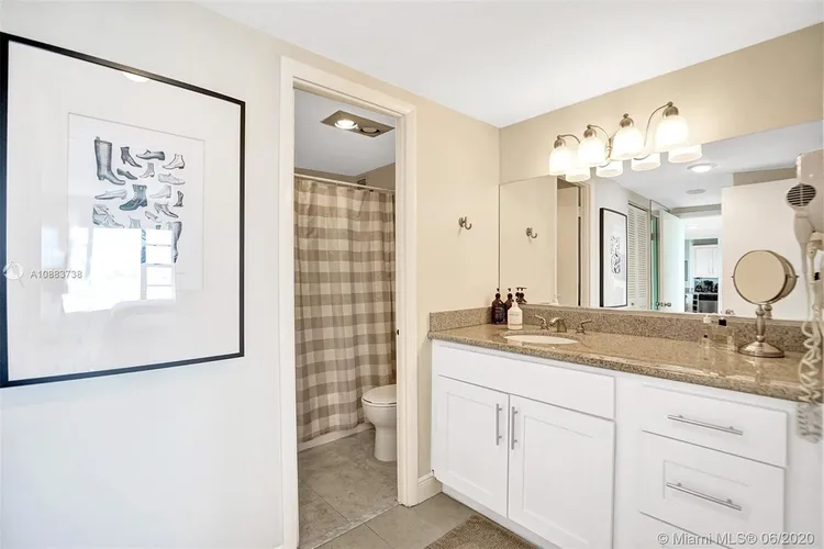 The Jockey Club I #1407 image #30