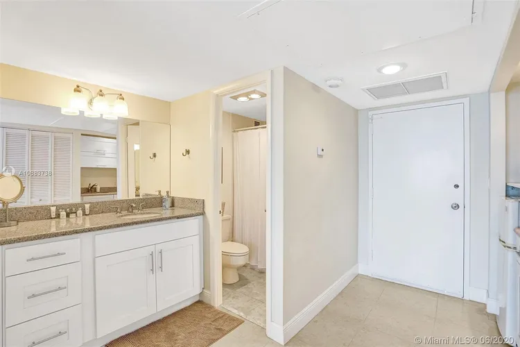 The Jockey Club I #1407 image #31