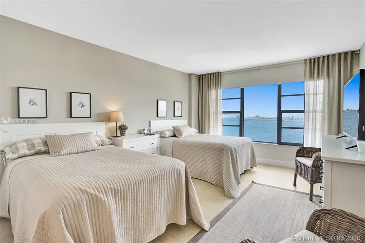 The Jockey Club I #1407 image #34