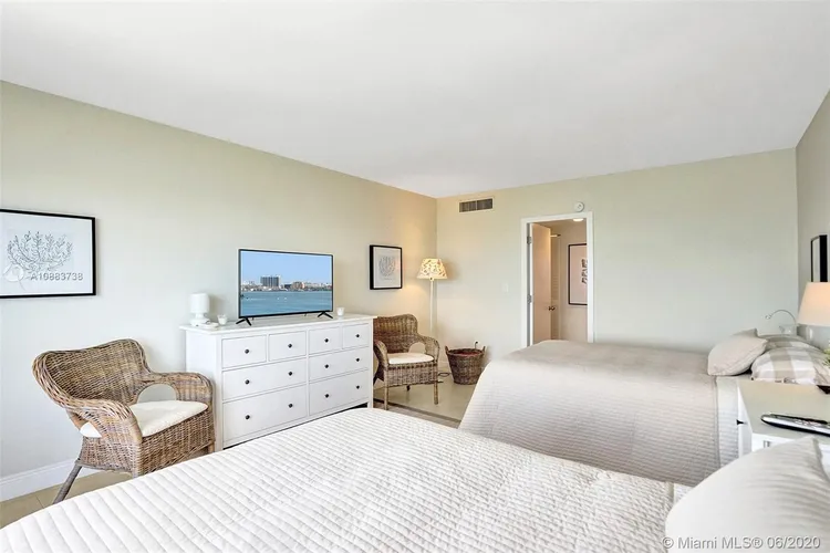 The Jockey Club I #1407 image #38