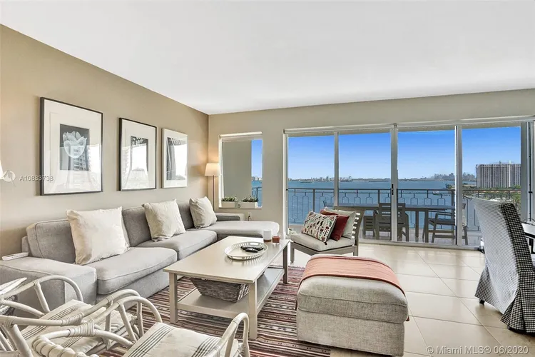 The Jockey Club I #1407 image #7