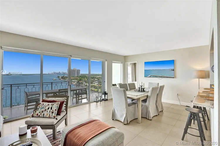 The Jockey Club I #1407 image #8