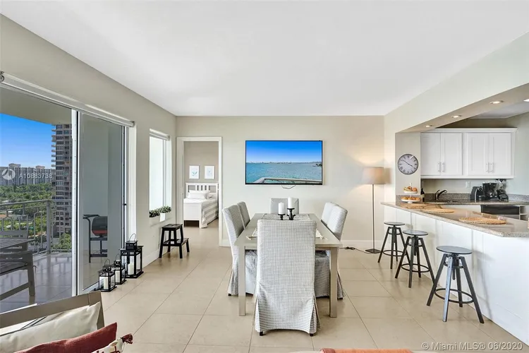 The Jockey Club I #1407 image #9