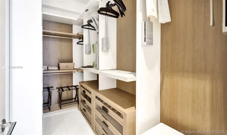 1 Hotel & Homes #PH-1618 image #16