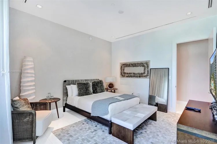 1 Hotel & Homes #PH-1618 image #19